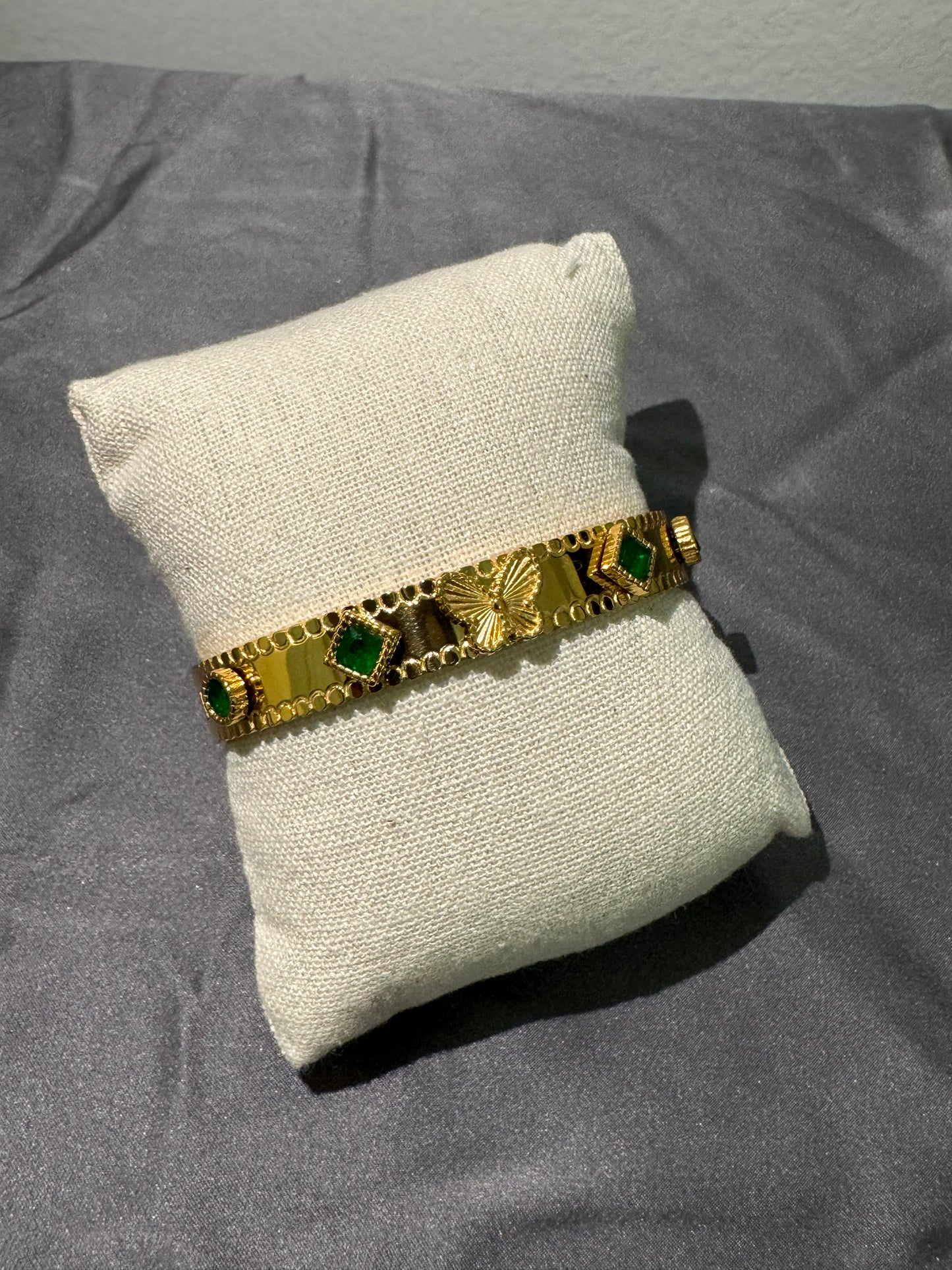 Emerald Glow Cuff
