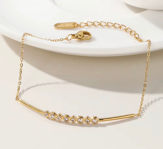 Amara Bar Bracelet